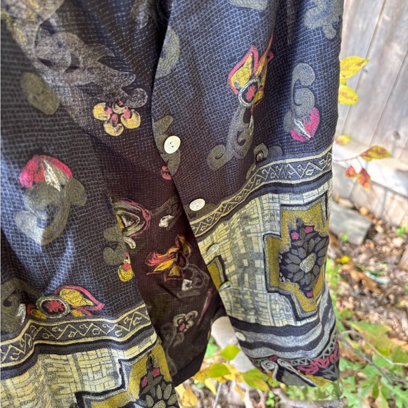 Vintage Black and Yellow Button Down Shirt - Picture 4 of 4